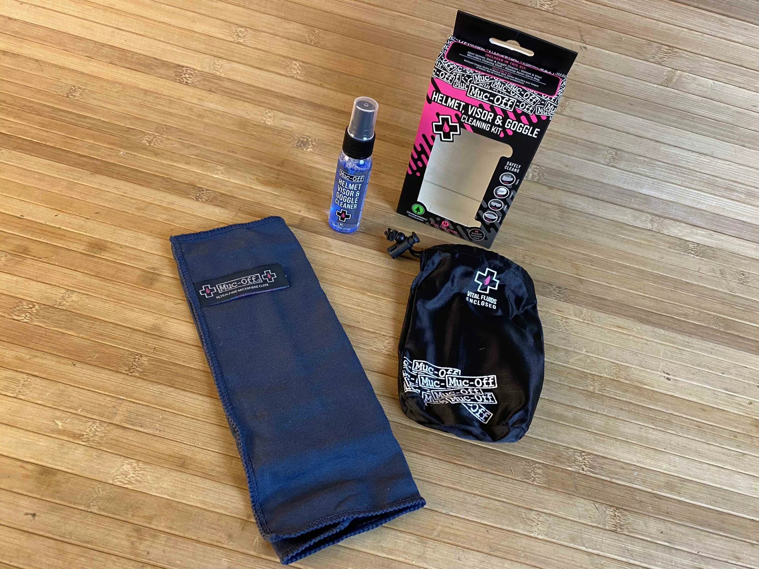 Muc-Off Muc Off Visor, Lens & Goggle Cleaning Kit / Reiniger Set 3 Muc-Off Muc Off Visor, Lens & Goggle Cleaning Kit / Reiniger Set