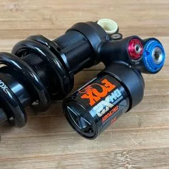 Fox DHX2 Factory 2-POS 230mm Dämpfer 2022 Hub Nach Wahl -Neatflow Verkäufe IMG 6538 4e30eb75 fff8 470c 9572 7ea23e489f75