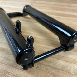 FOX 36 Casting / Lower 2017 27,5" Shiny Black Kabolt Boost -Neatflow Verkäufe IMG 6758 0e7c2068 dc1c 4da7 8ff7 4cbcf1d96ce0