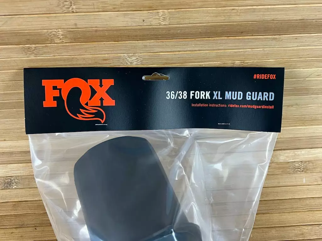 Fox Mud Guard XL / Schutzblech 36 & 38 Schwarz 13 Fox Mud Guard XL / Schutzblech 36 & 38 Schwarz – Bild 11