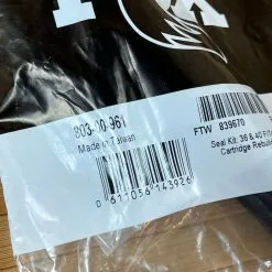 FOX 36 / 40 FIT4 Cartridge Rebuild Kit / Dichtungen -Neatflow Verkäufe IMG 6964 9e87471c f28c 49e7 b27e b8a6585f2ebc