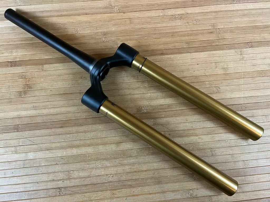 FOX Standrohreinheit / CSU 36 831 2018 26" Kashima 3 FOX Standrohreinheit / CSU 36 831 2018 26" Kashima