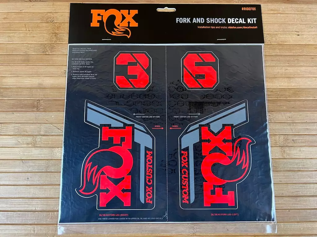 FOX Decal Kit Dekorbogen 2021 Custom Red 3 FOX Decal Kit Dekorbogen 2021 Custom Red