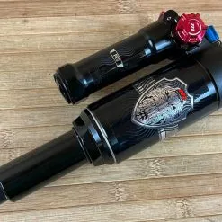 Manitou Mara PRO Air Dämpfer King Can 230 X 65mm -Neatflow Verkäufe IMG 7901 49f2d82f 2234 43f1 9e67 198108f31295