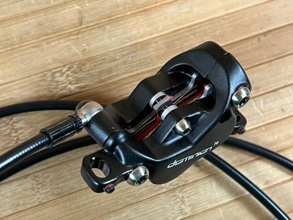 Hayes Dominion T4 Black Bremse HR / Rear 7 Hayes Dominion T4 Black Bremse HR / Rear – Bild 5