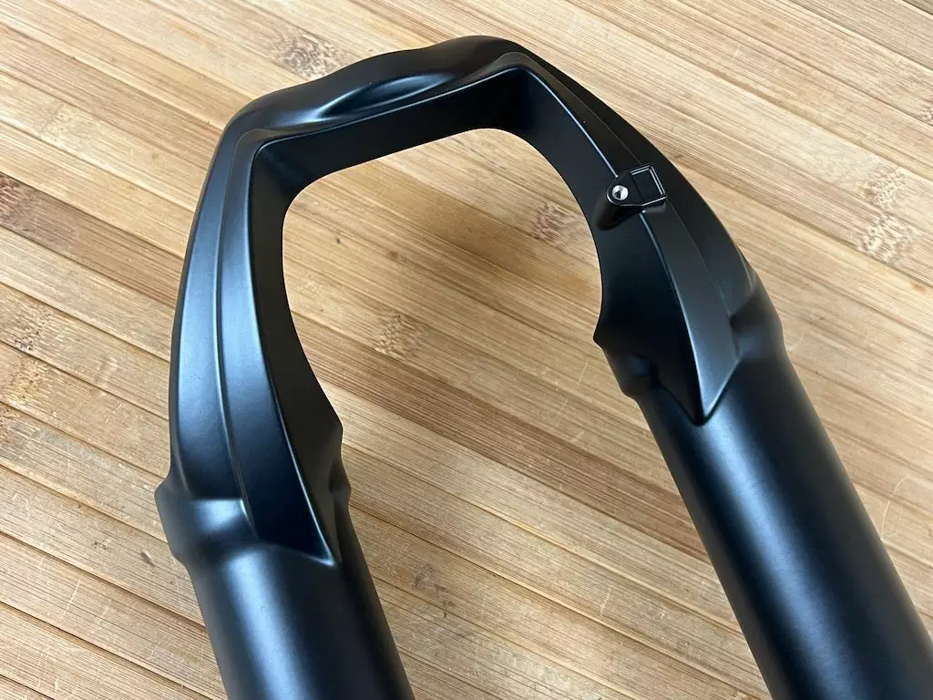 FOX 36 Casting / Lower 2017 26" Matte Black 831 5 FOX 36 Casting / Lower 2017 26" Matte Black 831 – Bild 3