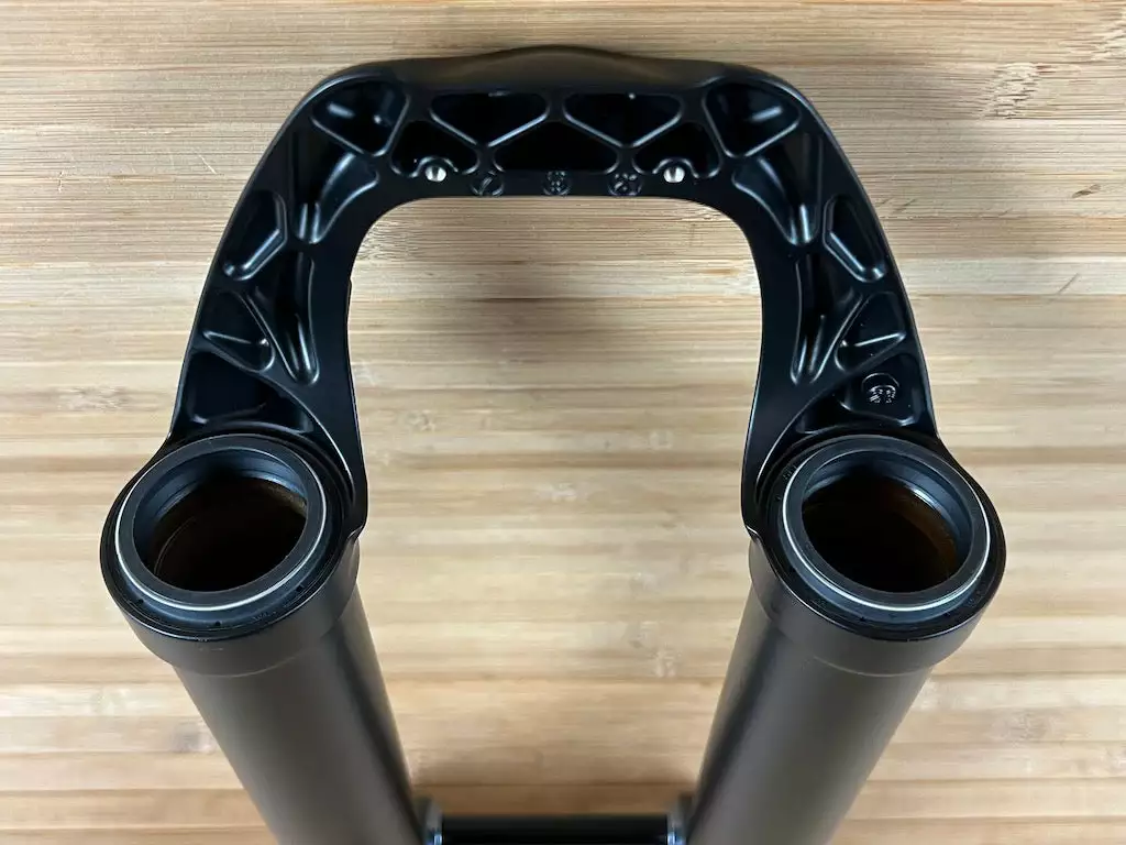 FOX 36 Casting / Lower 2017 26" Matte Black 831 6 FOX 36 Casting / Lower 2017 26" Matte Black 831 – Bild 4