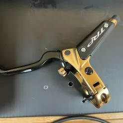 TRP DH-R EVO GOLD HD-M846 Bremse VR Hebel Links -Neatflow Verkäufe IMG 8070 b58daf3a 90c8 47bd 8627 4b94a42215e3