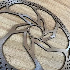 Intend Massive Disc / Bremsscheibe 223mm / 2.3mm -Neatflow Verkäufe IMG 8341 3beff9ae 95c4 4068 be53 a3626f2c3605