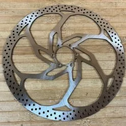 Intend Massive Disc / Bremsscheibe 223mm / 2.3mm -Neatflow Verkäufe IMG 8343 5a9c8ae9 8d23 4d26 b676 c8e1ba7b5d8c