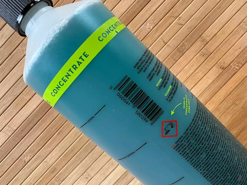 Peaty's Peaty’s Loam Foam Konzentrat 1l Reiniger 6 Peaty's Peaty’s Loam Foam Konzentrat 1l Reiniger – Bild 4