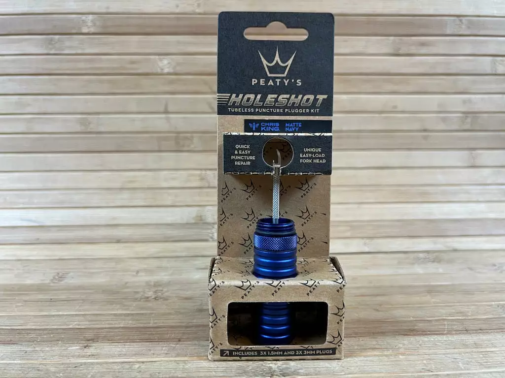 Peaty's Holeshot Tubeless Puncture Plugger Reparatur Kit Matte Navy 3 Peaty's Holeshot Tubeless Puncture Plugger Reparatur Kit Matte Navy