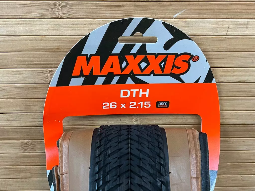 Maxxis DTH Tanwall Reifen 26 X 2.15 EXO Faltbar 5 Maxxis DTH Tanwall Reifen 26 X 2.15 EXO Faltbar – Bild 3