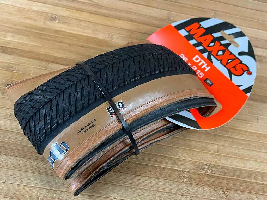 Maxxis DTH Tanwall Reifen 26 X 2.15 EXO Faltbar 4 Maxxis DTH Tanwall Reifen 26 X 2.15 EXO Faltbar – Bild 2