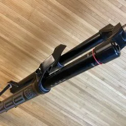 Rock-shox RockShox ZEB R 2021 180mm 27,5" Debon Air Federgabel Schwarz -Neatflow Verkäufe IMG 8849 scaled