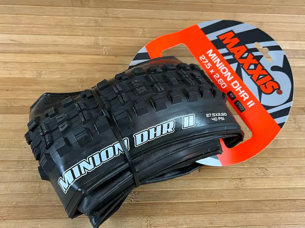 Maxxis Minion DHR II Reifen 27.5 X 2.6 EXO TR 4 Maxxis Minion DHR II Reifen 27.5 X 2.6 EXO TR – Bild 2
