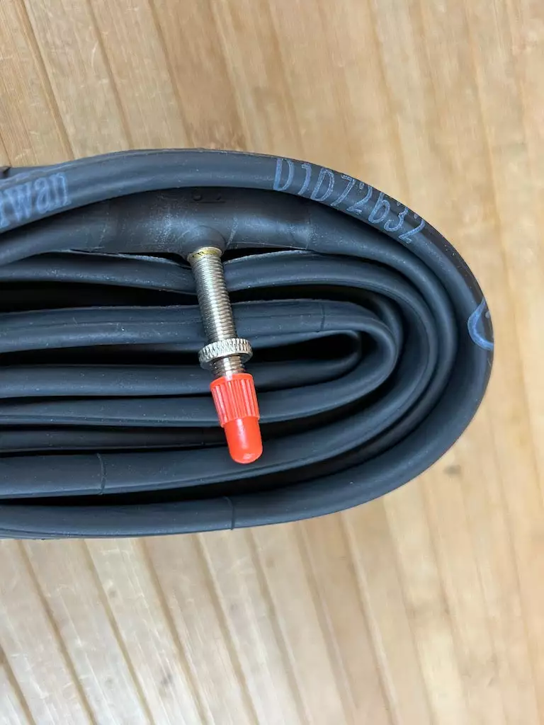 Maxxis Schlauch 24" 2.5/2.7 FV Downhill Presta 5 Maxxis Schlauch 24" 2.5/2.7 FV Downhill Presta – Bild 3