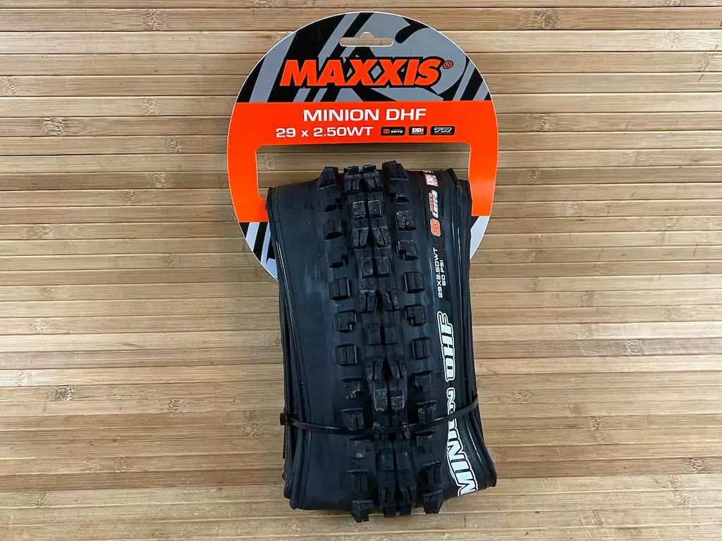 Maxxis Minion DHF Reifen 29 X 2.5 EXO+ TR 3C Maxx Terra 3 Maxxis Minion DHF Reifen 29 X 2.5 EXO+ TR 3C Maxx Terra