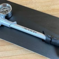 Trivio Dämpferpumpe / Gabelpumpe 300PSI -Neatflow Verkäufe IMG 9051