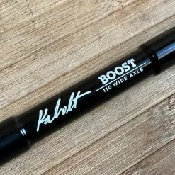 FOX Kabolt Achse Boost 110x15mm Black Axle -Neatflow Verkäufe IMG 9093