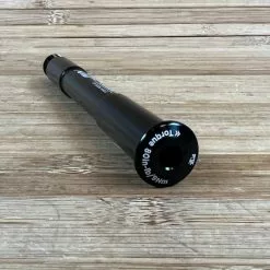 FOX Kabolt Achse Boost 110x15mm Black Axle -Neatflow Verkäufe IMG 9094