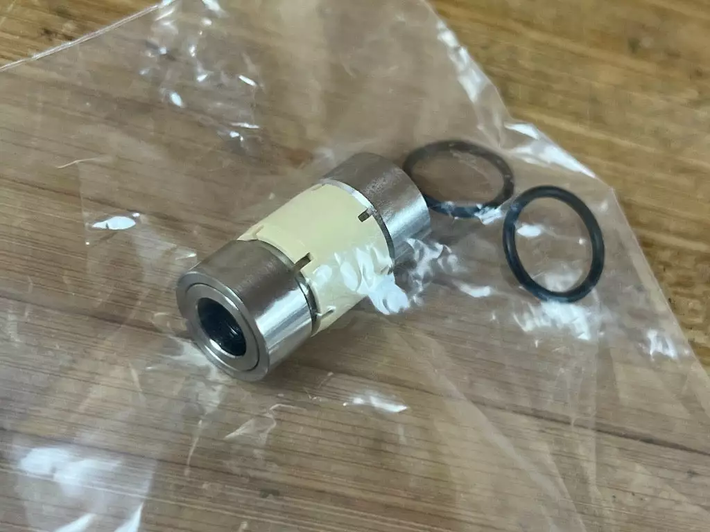 Burgtec TITAN Dämpferbuchse 30x8mm 4 Burgtec TITAN Dämpferbuchse 30x8mm – Bild 2