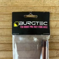 Burgtec FOX Boost Achse / Axle PRE 2021 Kash Bronze 9 Burgtec FOX Boost Achse / Axle PRE 2021 Kash Bronze -Neatflow Verkäufe IMG 9166 449cd215 e71a 406e af25 58879bc803f9
