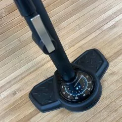 Crankbrothers Sapphire Standpumpe / Pumpe Midnight Edition Black -Neatflow Verkäufe IMG 9393