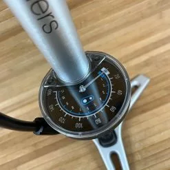 Crankbrothers Sterling Standpumpe / Pumpe -Neatflow Verkäufe IMG 9398