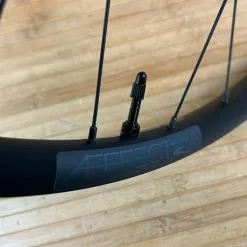 Race Face Aeffect R 30 Vorderrad VR 27,5" Boost Schwarz -Neatflow Verkäufe IMG 9676 47e2738b b65c 4cf7 8f9b 82180457622f